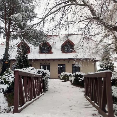 Dobry Klimat Uniejow Exteriör bild